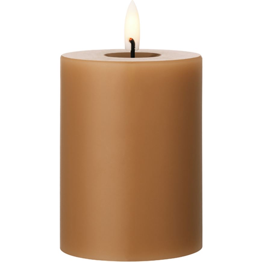 Picture of ERIK LED pillar candle raw toffee - H10cm